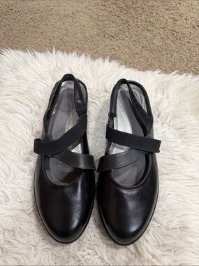 NAOT Women’s Black Leather Low Heel Mary Jane Slingback Comfort Shoes Size 40